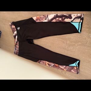 Camo leggings